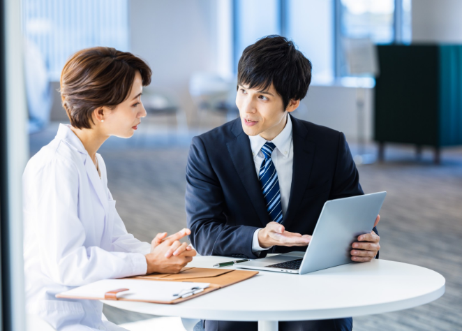 国税OB監修｜法⼈保険出⼝対策プロ